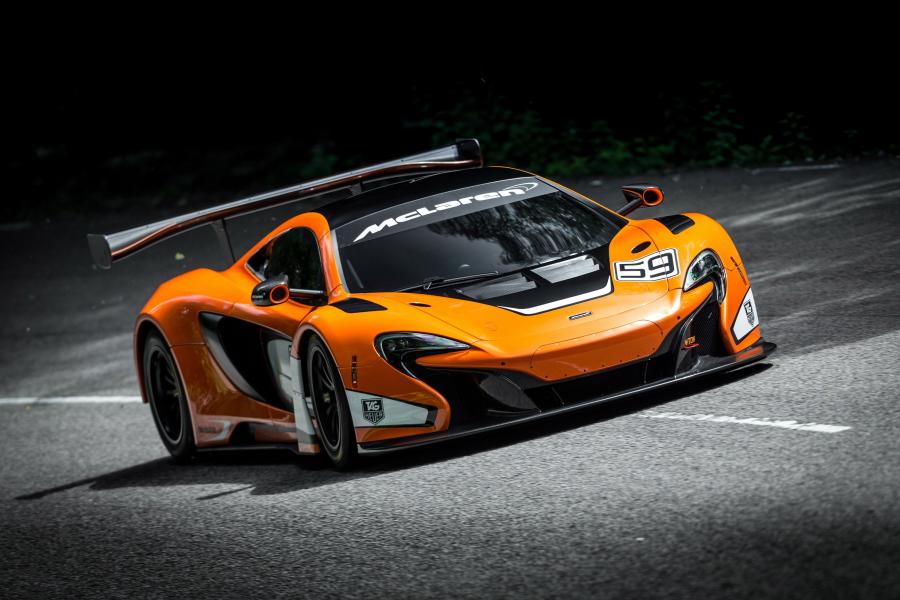  McLaren 650S GT3 2015 года  (фото 3 из 17)